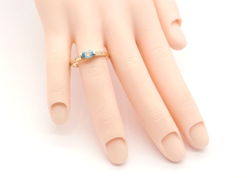 Preview: Restposten Ring Zirkon blau & Diamanten 375 Gold 9 Karat Preview: Restposten Ring Zirkon blau & Diamanten 375 Gold 9 Karat