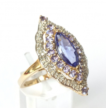 Preview: AA Tansanit Ring mit 50 Diamanten 375er Gold 2,35 ct. 57 - 18,0 mm Ø Preview: AA Tansanit Ring mit 50 Diamanten 375er Gold 2,35 ct. 57 - 18,0 mm Ø
