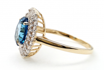 Preview: 9 Karat London Blue Topas Ring 42 x Zirkon 375 Gold 63 - 20,0 mm Ø 4,01 ct. Preview: 9 Karat London Blue Topas Ring 42 x Zirkon 375 Gold 63 - 20,0 mm Ø 4,01 ct.