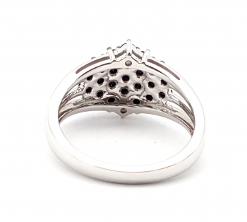 Preview: 14 Karat Ring 23 schwarze Brillanten 1,00ct. 585 WG 57 - 18,0 mm Preview: 14 Karat Ring 23 schwarze Brillanten 1,00ct. 585 WG 57 - 18,0 mm